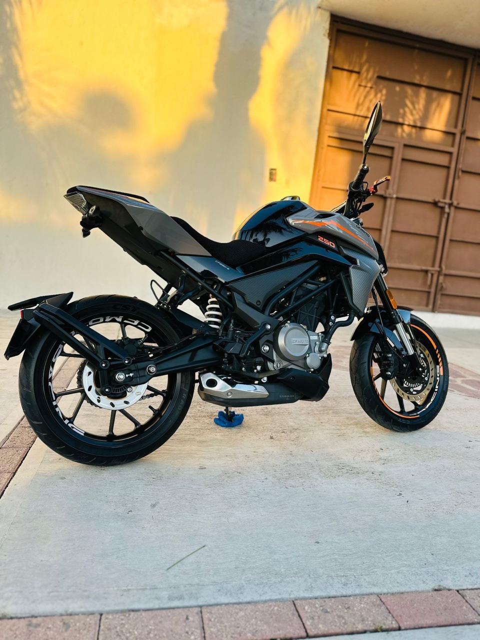 CFMOTO NK250 2024